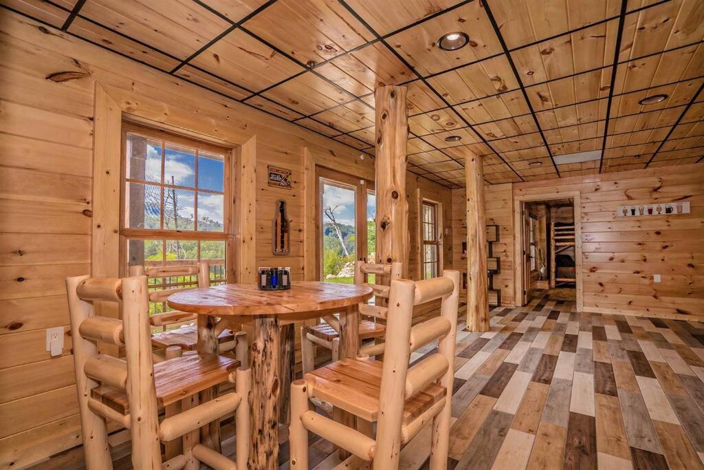 Roaring Fork Lodge แกตลิงเบิร์ก ภายนอก รูปภาพ