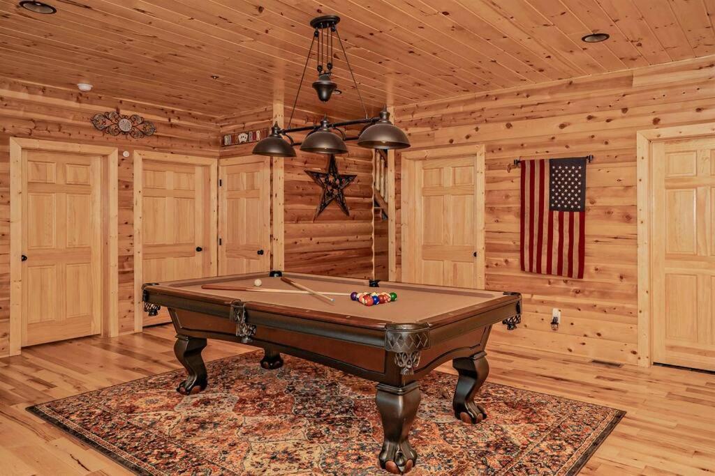 Roaring Fork Lodge แกตลิงเบิร์ก ภายนอก รูปภาพ