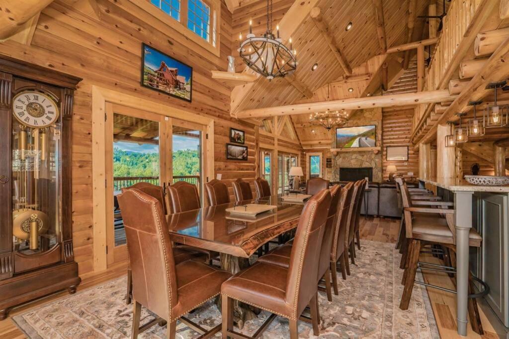 Roaring Fork Lodge แกตลิงเบิร์ก ภายนอก รูปภาพ