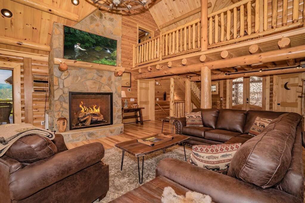 Roaring Fork Lodge แกตลิงเบิร์ก ภายนอก รูปภาพ