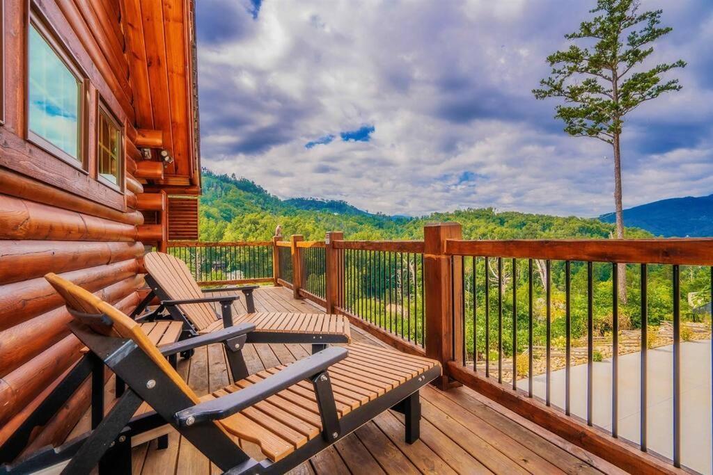 Roaring Fork Lodge แกตลิงเบิร์ก ภายนอก รูปภาพ