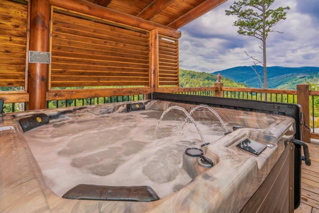 Roaring Fork Lodge แกตลิงเบิร์ก ภายนอก รูปภาพ
