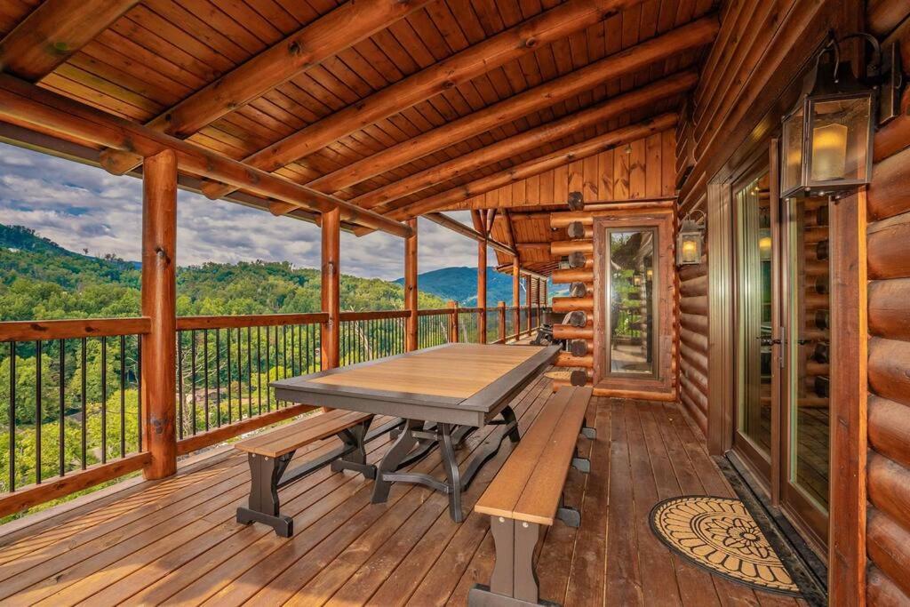 Roaring Fork Lodge แกตลิงเบิร์ก ภายนอก รูปภาพ